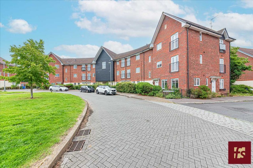 Images for Fulmar Crescent, Bracknell